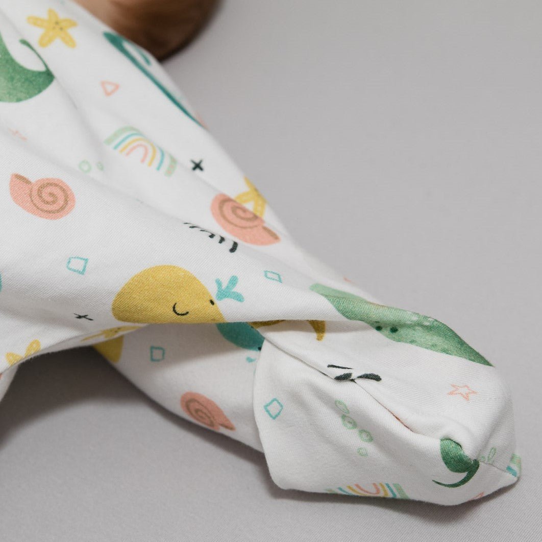 Whale Wombi Babyschlafsack Nahaufnahme Umschlagärmel - Wombambino
